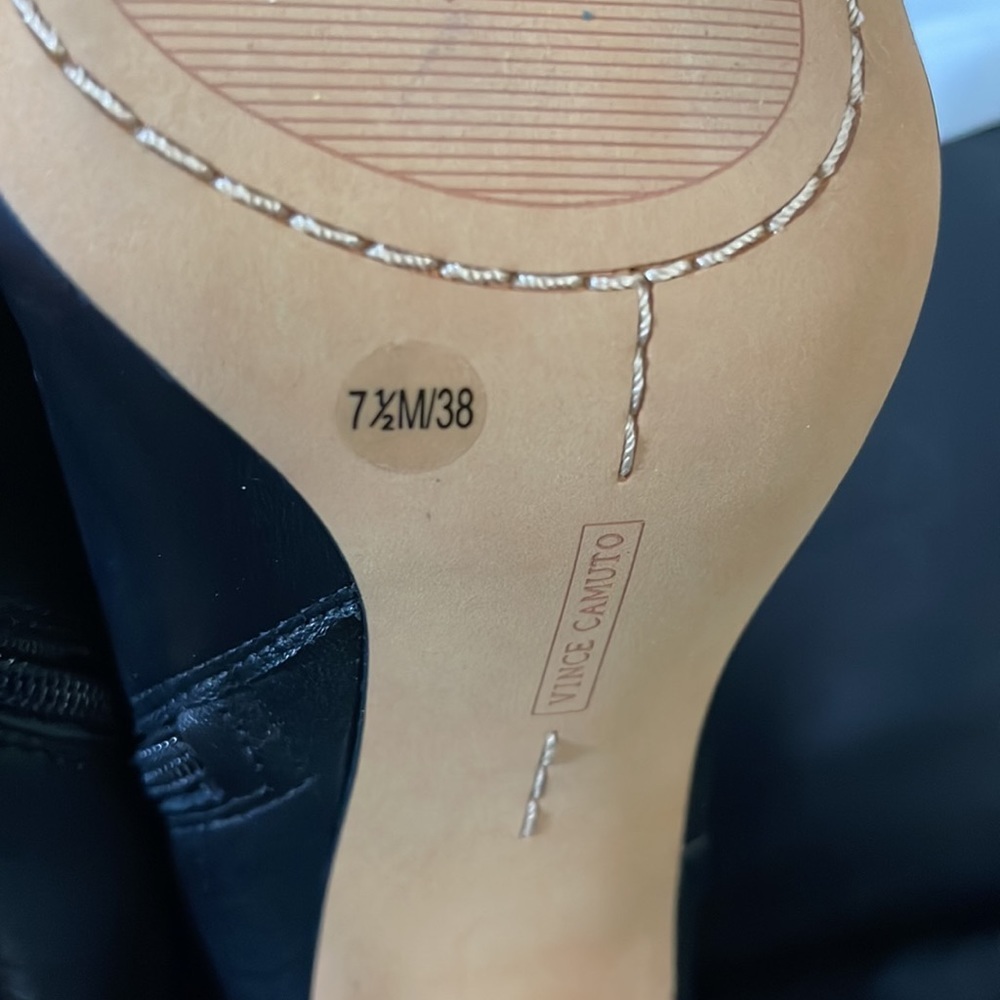 Vince Camuto women’s boots new never used black 250 retail size 7.5 - Picture 8 of 14